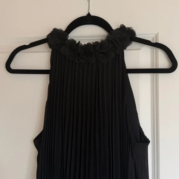 Nicole Miller Vintage Black Pleated High-Neck Sleeveless Dress - Picture 3 of 6